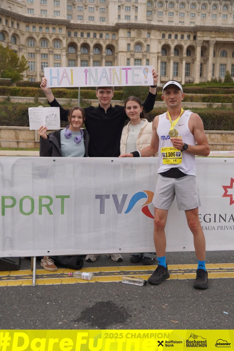 Bucharest Marathon 2025 finish with family